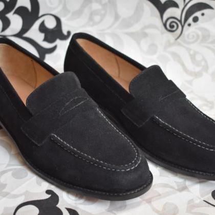 Decent Style Black Moccasin Slips On Loafer Casual..