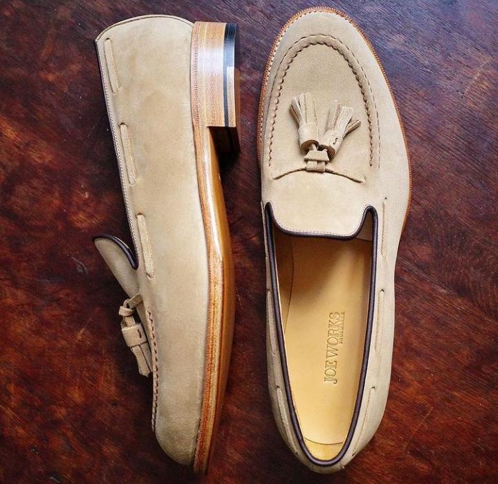 Trendy Men's Beige Tassels Loafer Suede Formal Wear Shoes
