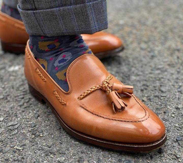 Luxury Men's Brown Tassels Loafer Leather Casual Wear Shoes