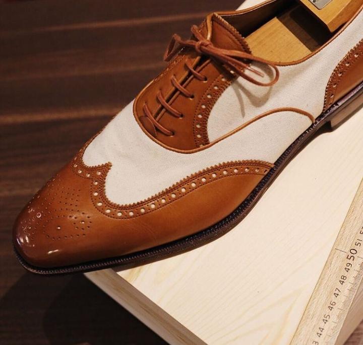 Classic Men's Hand Stitch Brown And White Contrast Oxfords Leather Lace Up Shoes