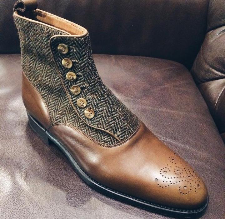 Luxury Men's Hand Stitch Two Tone Leather Tweed Button Boot