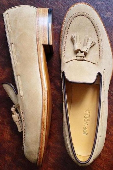 Trendy Men's Beige Tassels Loafer Suede Formal Wear Shoes